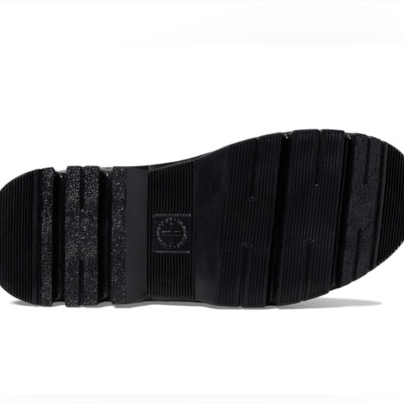 Dr Martens Boury Hiker Boot - Picture 5 of 6